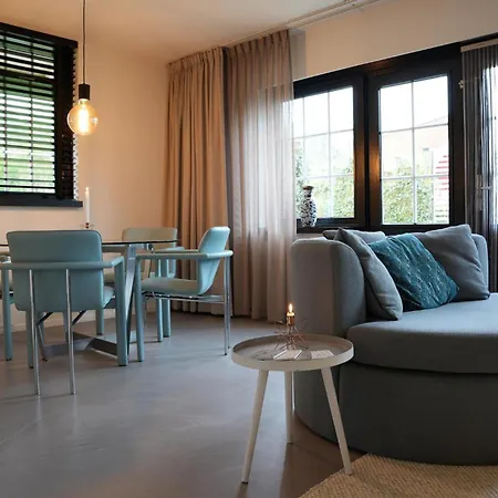 De Elysium 4-persoons Met Bubbelbad Binnen én Buiten Hotspring Bad, Sauna, Sunshower, Stadstuin, Wifi Casa vacanze *