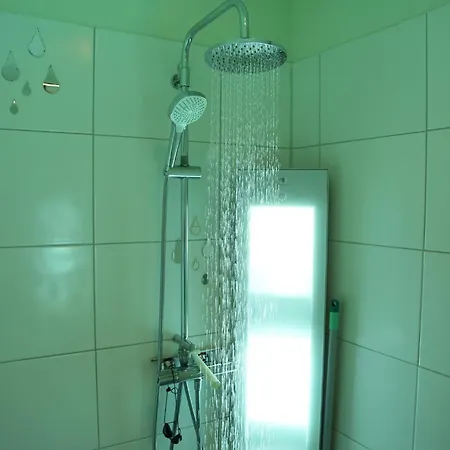 Casa vacanze De Elysium 4-persoons Met Bubbelbad Binnen én Buiten Hotspring Bad, Sauna, Sunshower, Stadstuin, Wifi Lievelde