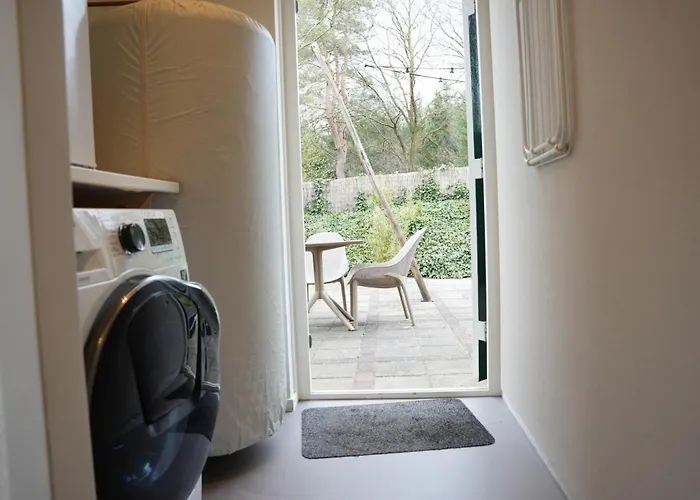 Сasa de vacaciones De Elysium 4-persoons Met Bubbelbad Binnen én Buiten Hotspring Bad, Sauna, Sunshower, Stadstuin, Wifi *