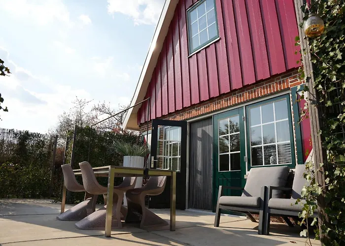 Сasa de vacaciones De Elysium 4-persoons Met Bubbelbad Binnen én Buiten Hotspring Bad, Sauna, Sunshower, Stadstuin, Wifi *